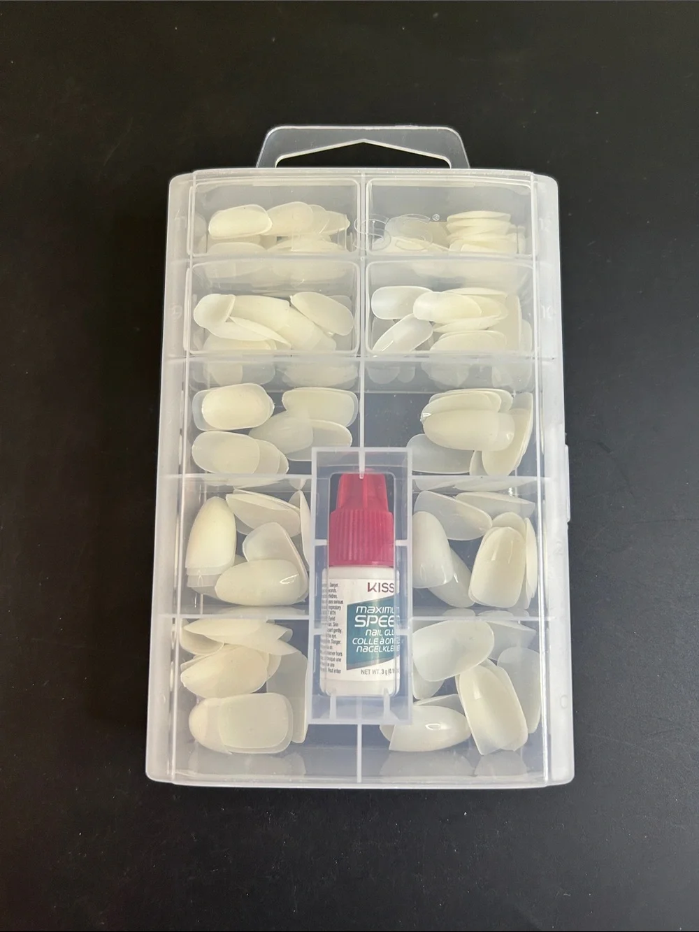KISS Professional Press On Nails 'Earthly' White